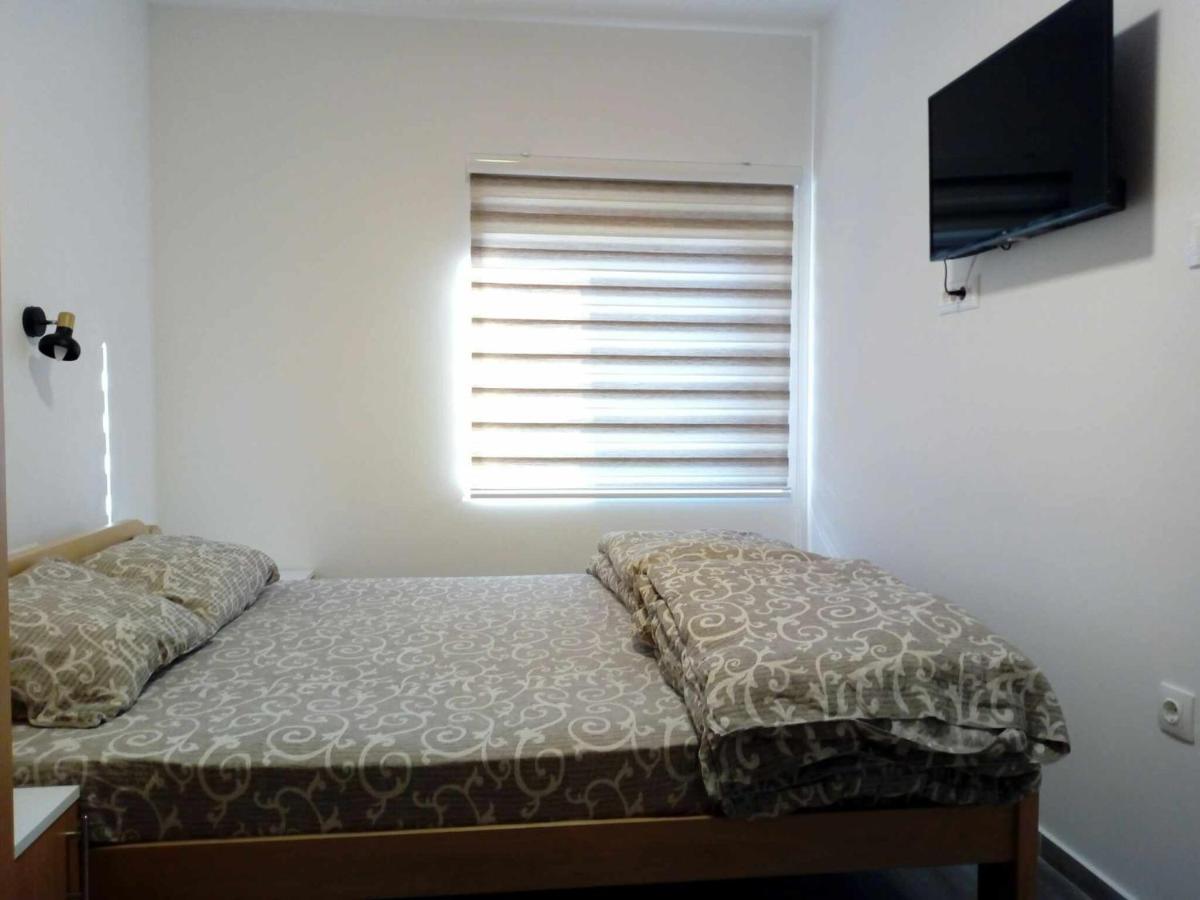 Std Cvetkovic Bed & Breakfast Crni Vrh Exterior foto